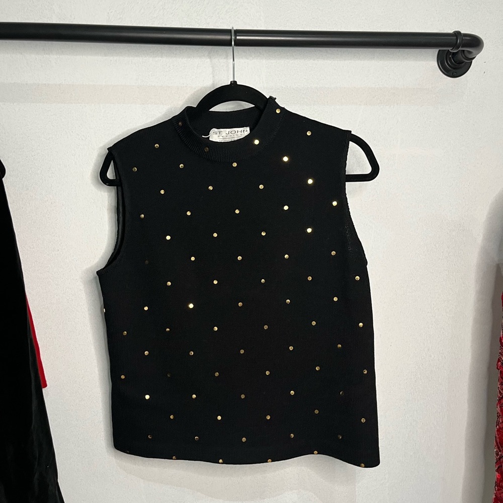 St. John’s evening mock neck sleeveless tank